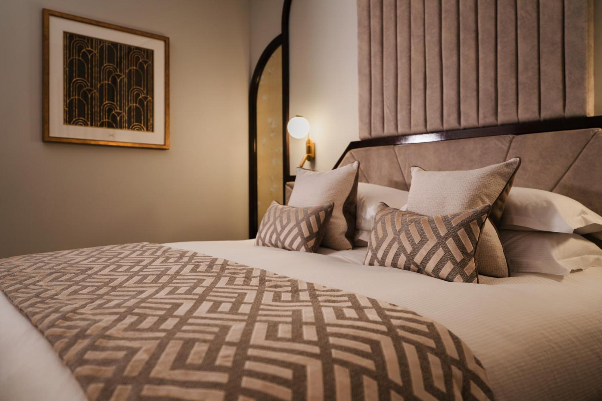 Crossbasket Castle Hotell High Blantyre Eksteriør bilde